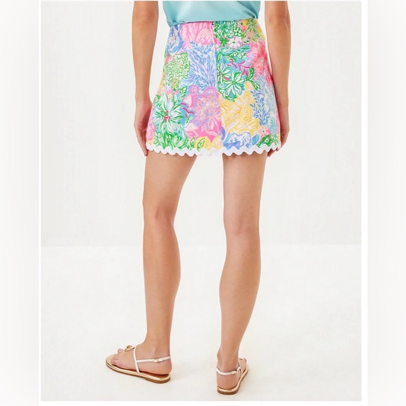 NWT Lilly Pulitzer GARDNER MINI SKORT, MULTI BRIGHT DELIGHT PATCH - Picture 2 of 5